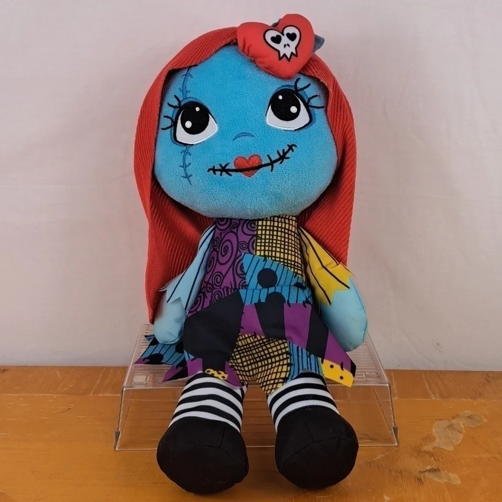 Disney's Nightmare Before Christmas Sally 16